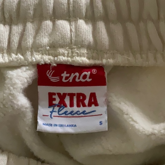 TNA Aritzia Extra Fleece Boyfriend Sweatpant | Small | Whisper White - Picture 6 of 11